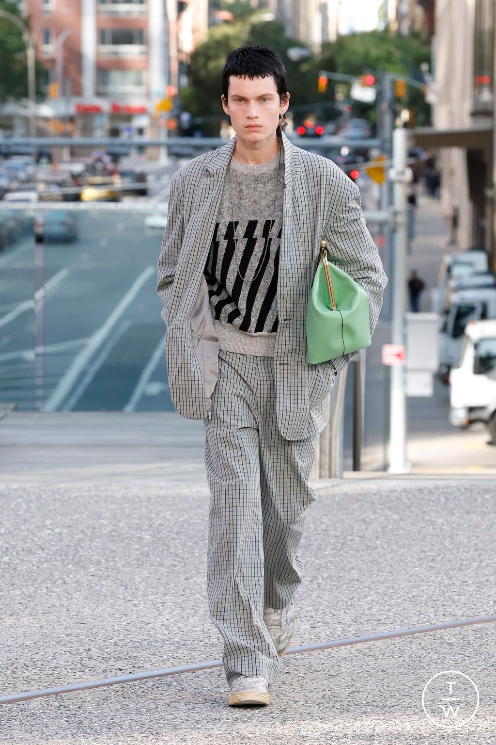 Fashion Week New York Spring-Summer 2025 look 40 from the Coach collection 女装