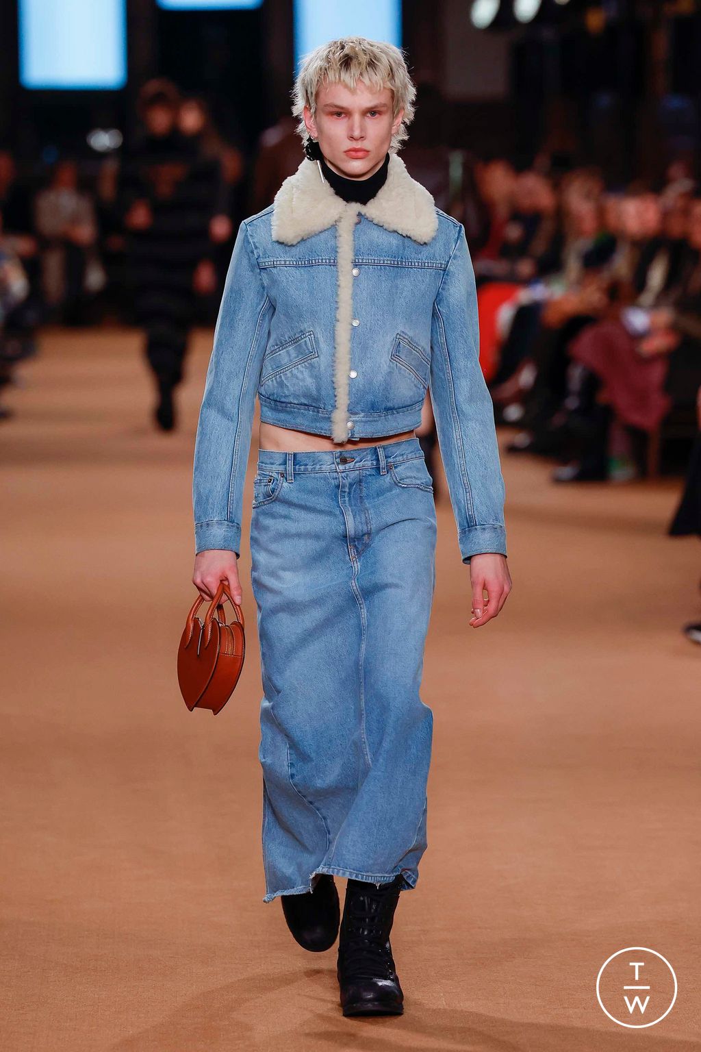 Fashion Week New York Fall/Winter 2023 look 14 de la collection Coach womenswear