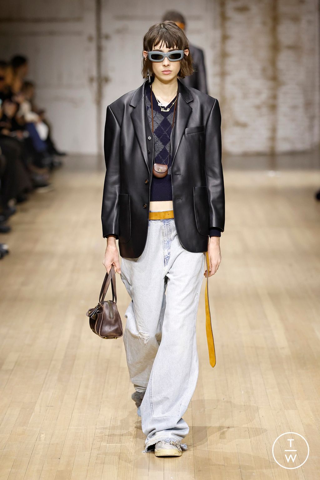 Fashion Week New York Fall/Winter 2025 look 38 from the Coach collection 女装