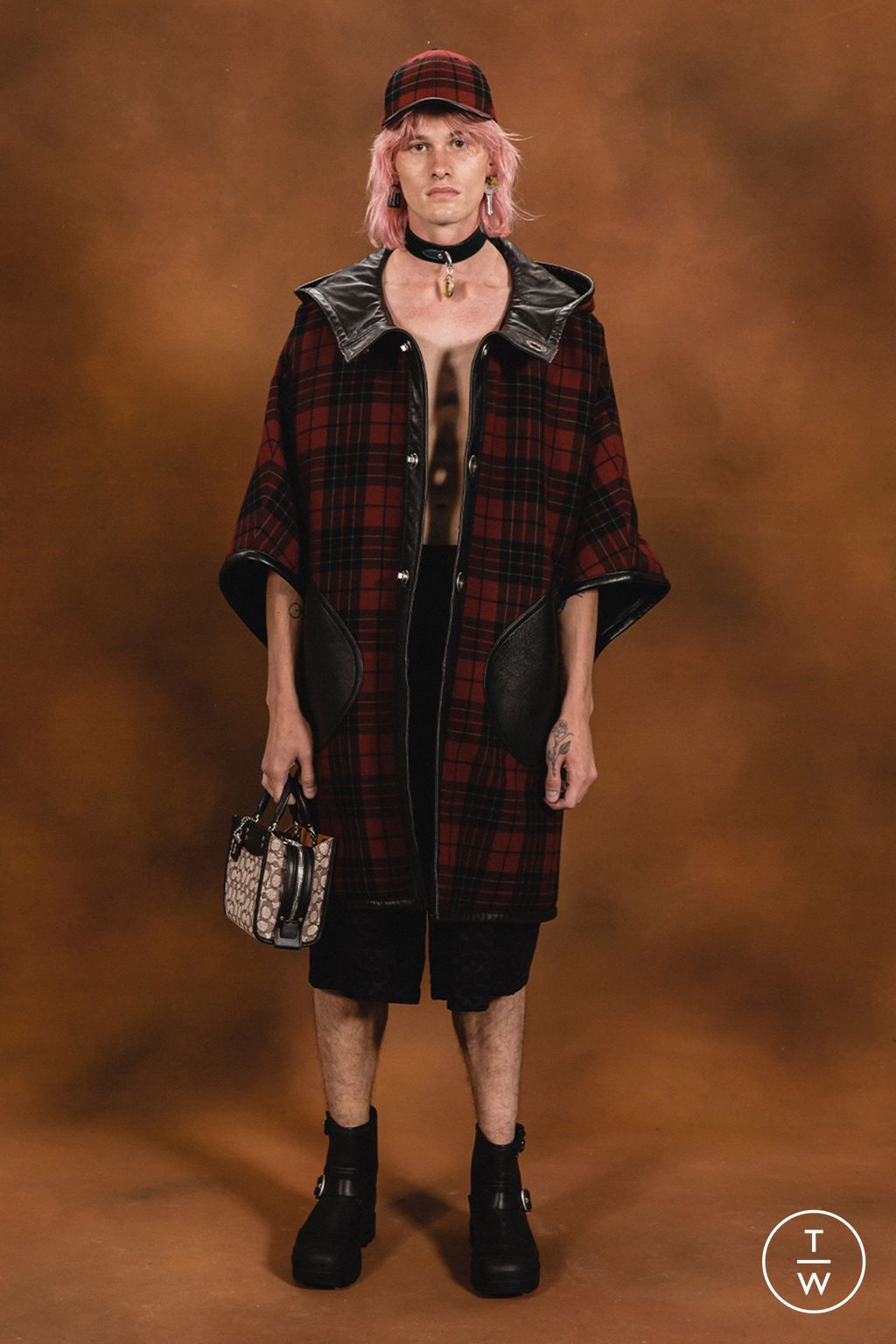 Fashion Week New York Resort 2023 look 26 from the Coach collection womenswear