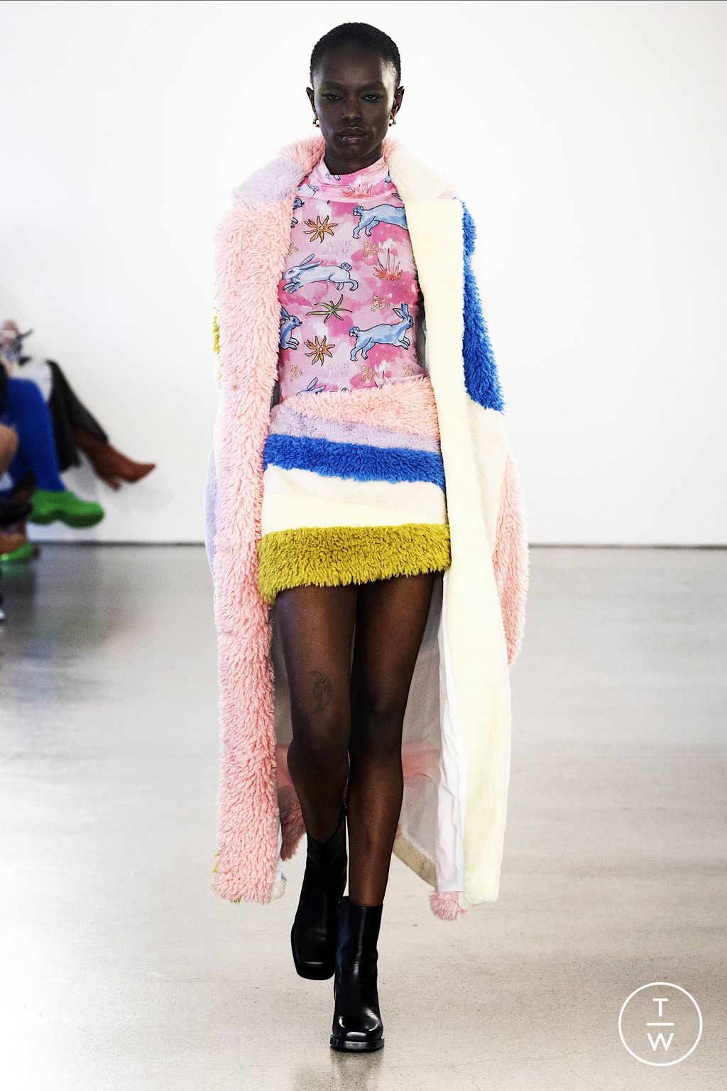 Fashion Week New York Fall/Winter 2023 look 2 from the Colin Locascio collection womenswear