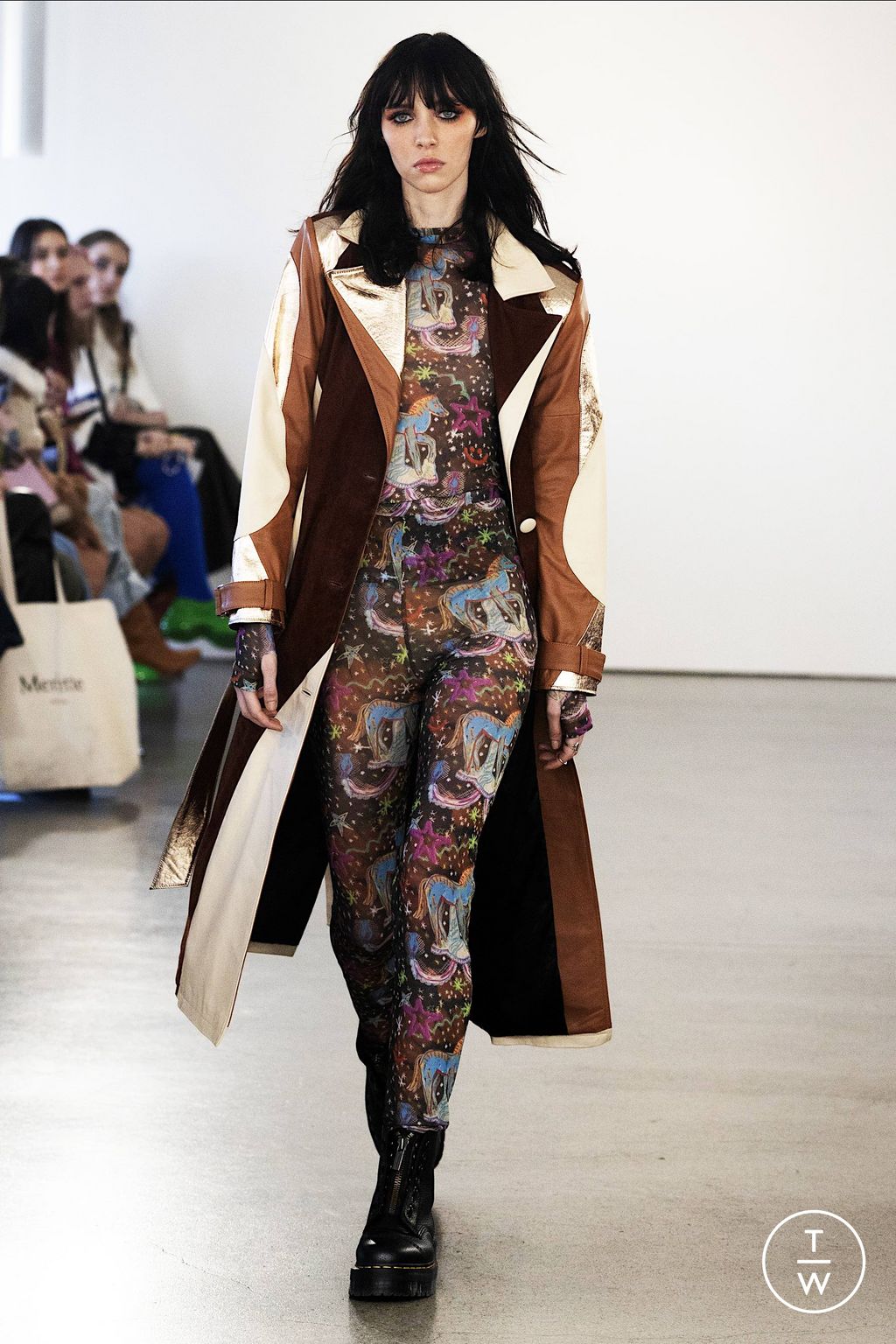 Fashion Week New York Fall/Winter 2023 look 14 de la collection Colin Locascio womenswear