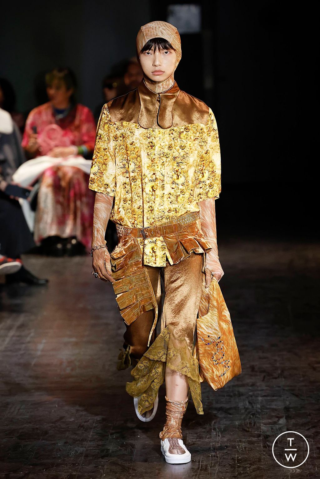 Fashion Week New York Fall/Winter 2023 look 8 de la collection Collina Strada womenswear