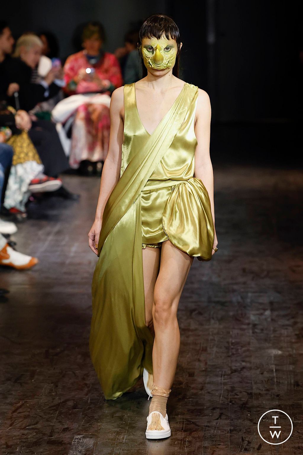 Fashion Week New York Fall/Winter 2023 look 17 de la collection Collina Strada womenswear