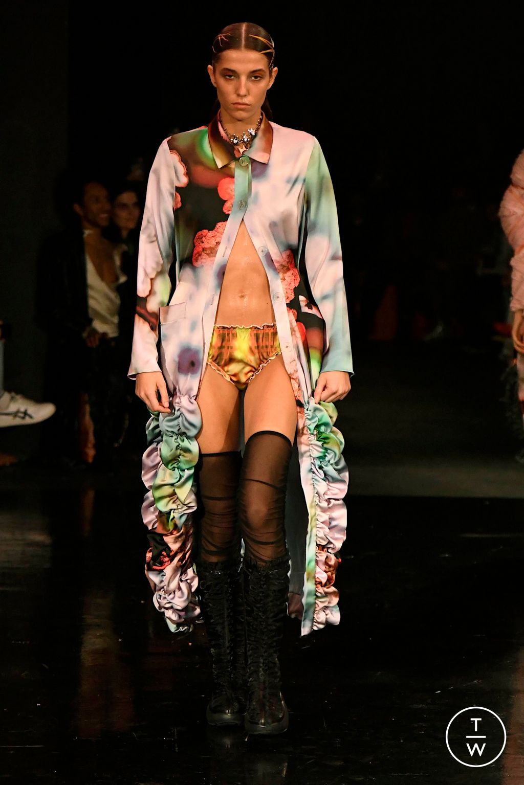 Fashion Week New York Fall/Winter 2024 look 20 de la collection Collina Strada womenswear