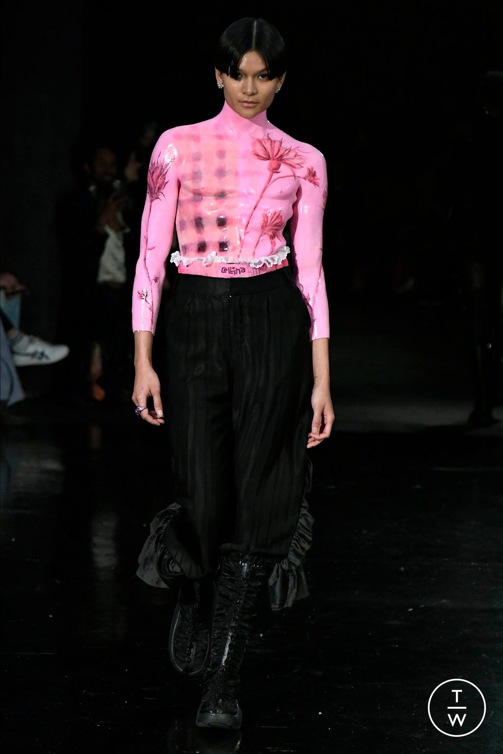 Fashion Week New York Fall/Winter 2024 look 34 de la collection Collina Strada womenswear