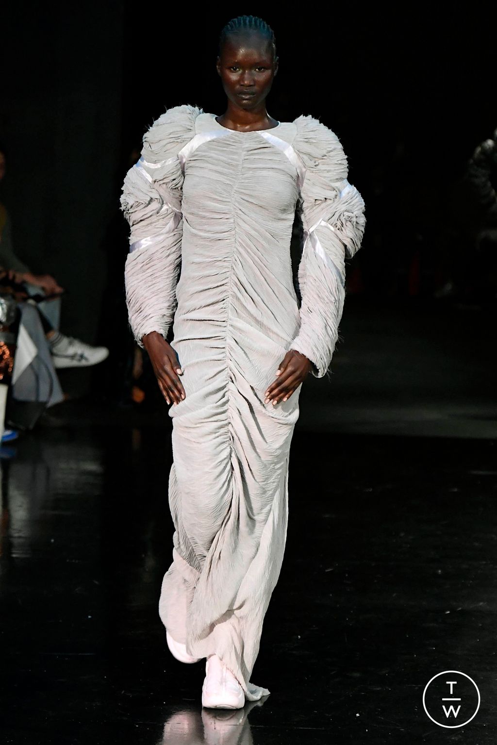 Fashion Week New York Fall/Winter 2024 look 36 de la collection Collina Strada womenswear