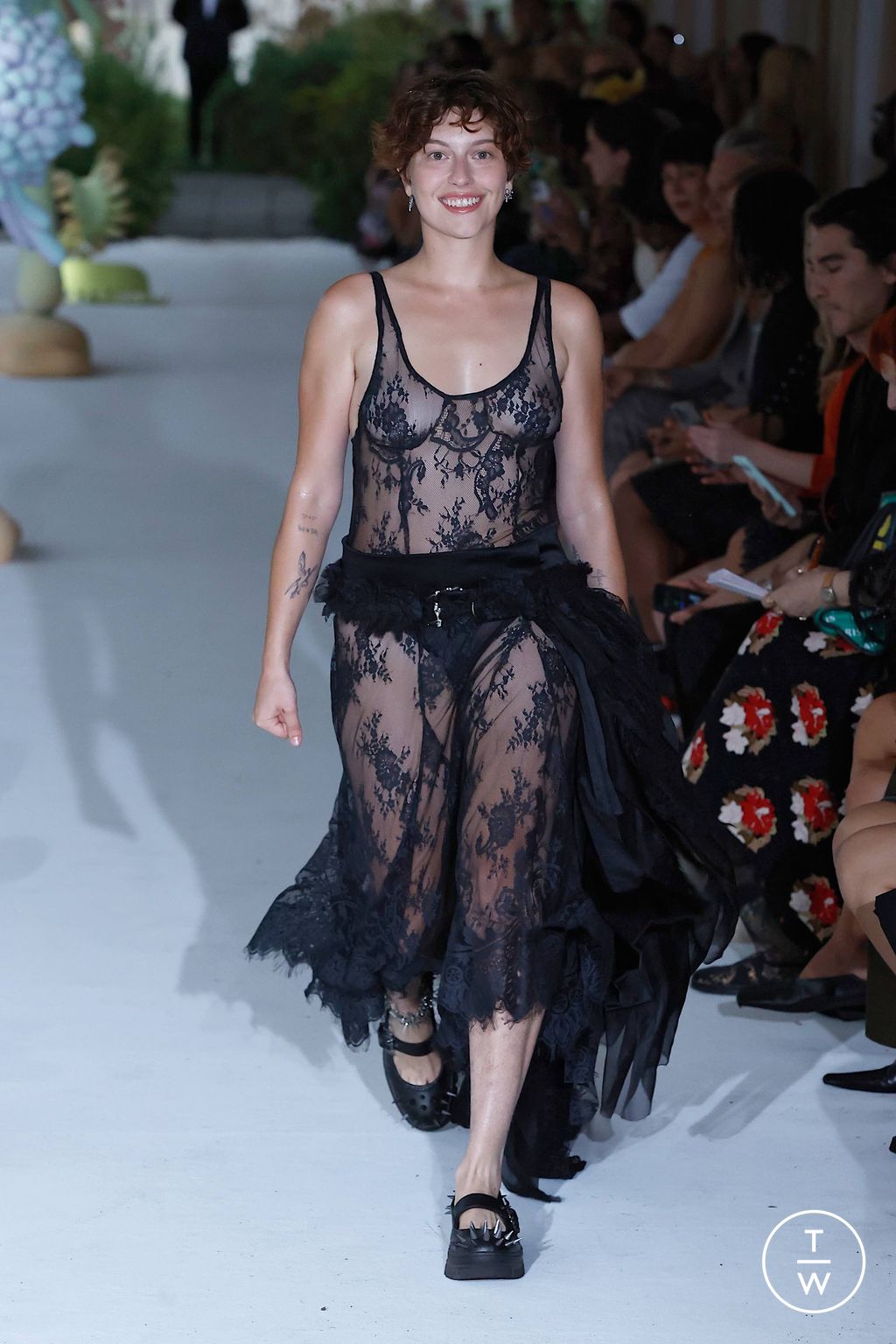 Fashion Week New York Spring/Summer 2024 look 43 de la collection Collina Strada womenswear
