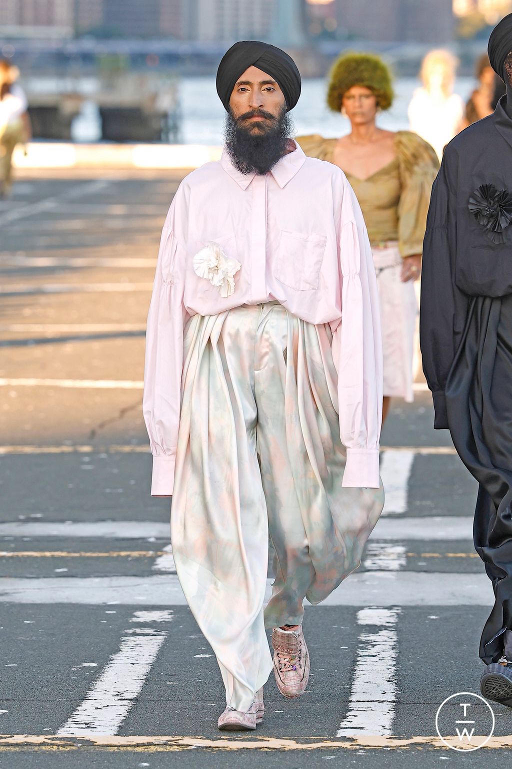 Fashion Week New York Spring/Summer 2026 look 24 from the Collina Strada collection womenswear