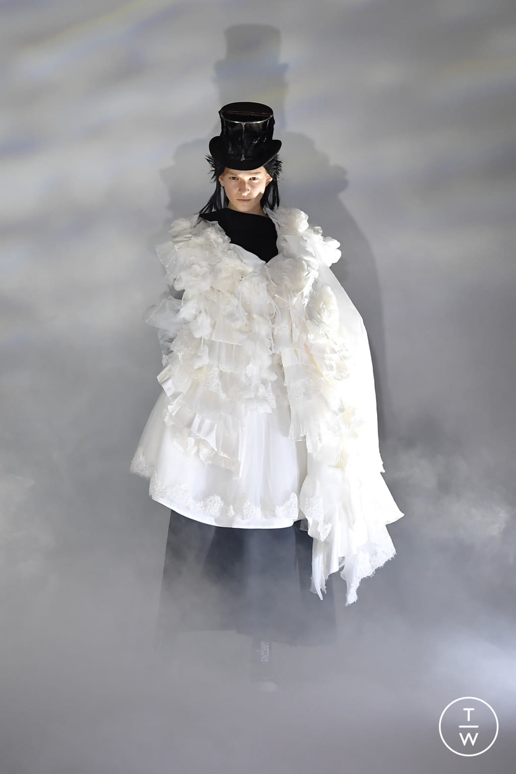 Fashion Week Paris Fall/Winter 2021 look 9 de la collection Comme des Garçons womenswear
