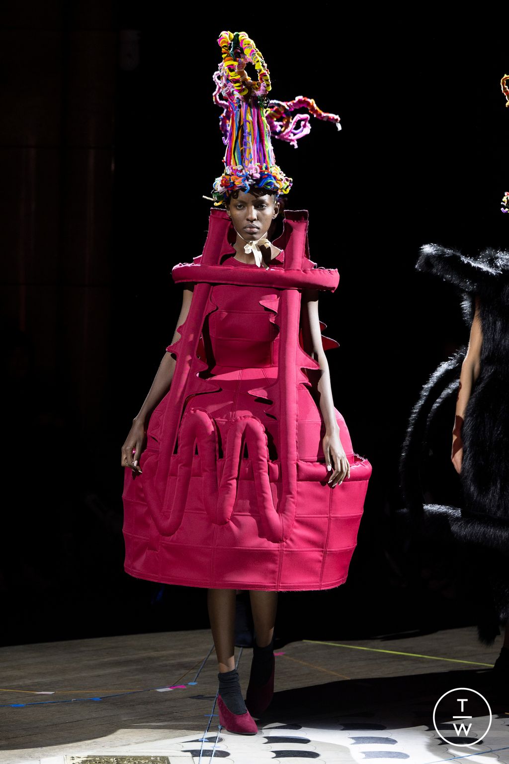 Fashion Week Paris Fall/Winter 2023 look 23 de la collection Comme des Garçons womenswear