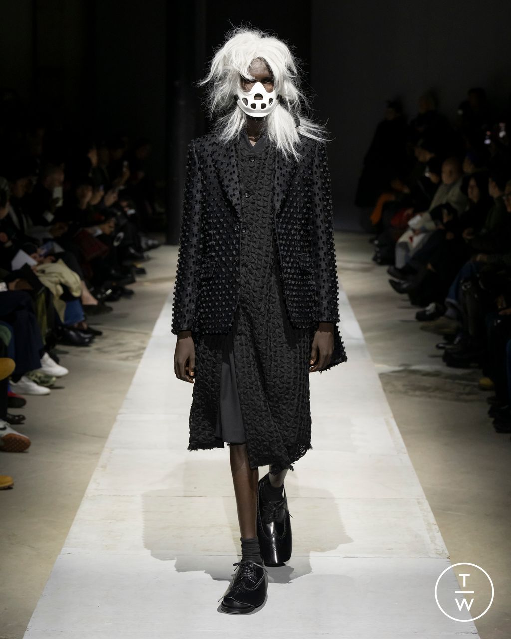 Fashion Week Paris Fall/Winter 2026 look 30 from the Comme des Garçons Homme Plus collection 男装