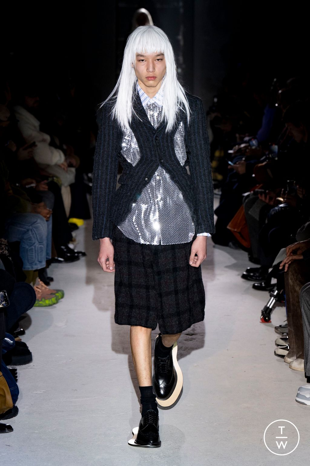 Fashion Week Paris Fall/Winter 2024 look 20 from the Comme des Garçons Homme Plus collection menswear