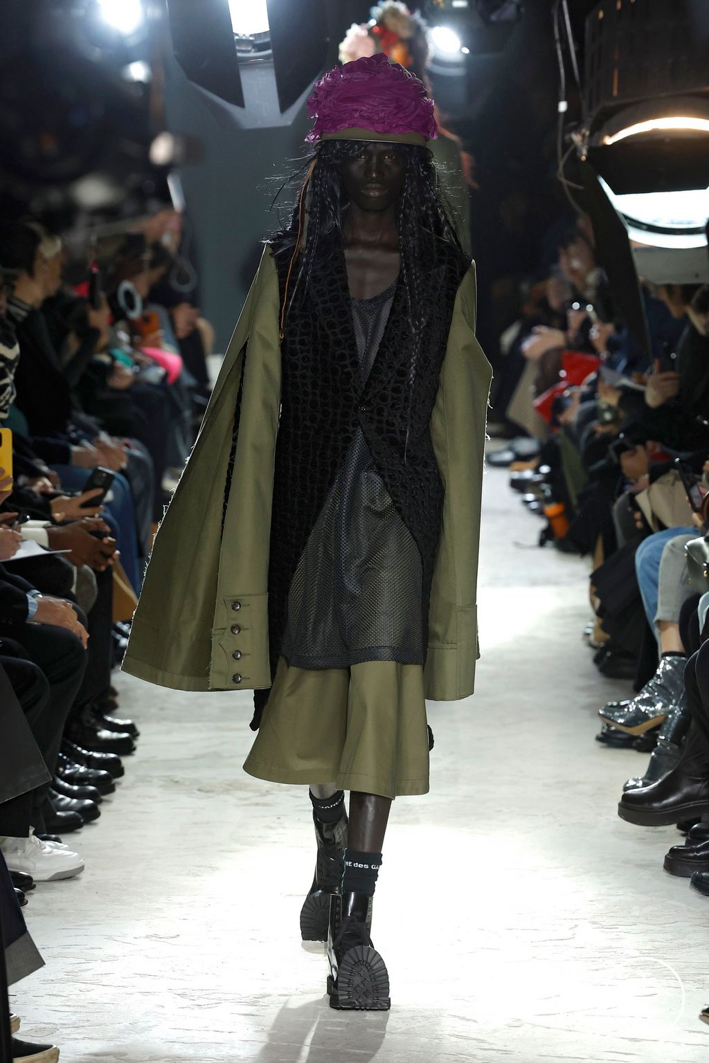 Fashion Week Paris Fall/Winter 2025 look 6 from the Comme des Garçons Homme Plus collection menswear