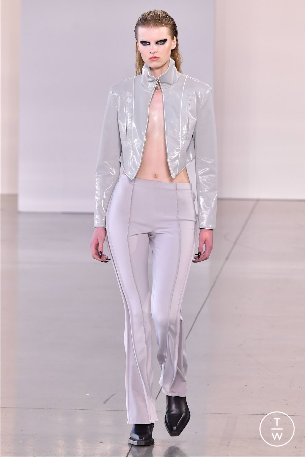 Fashion Week New York Spring/Summer 2024 look 16 from the Concept Korea collection 女装