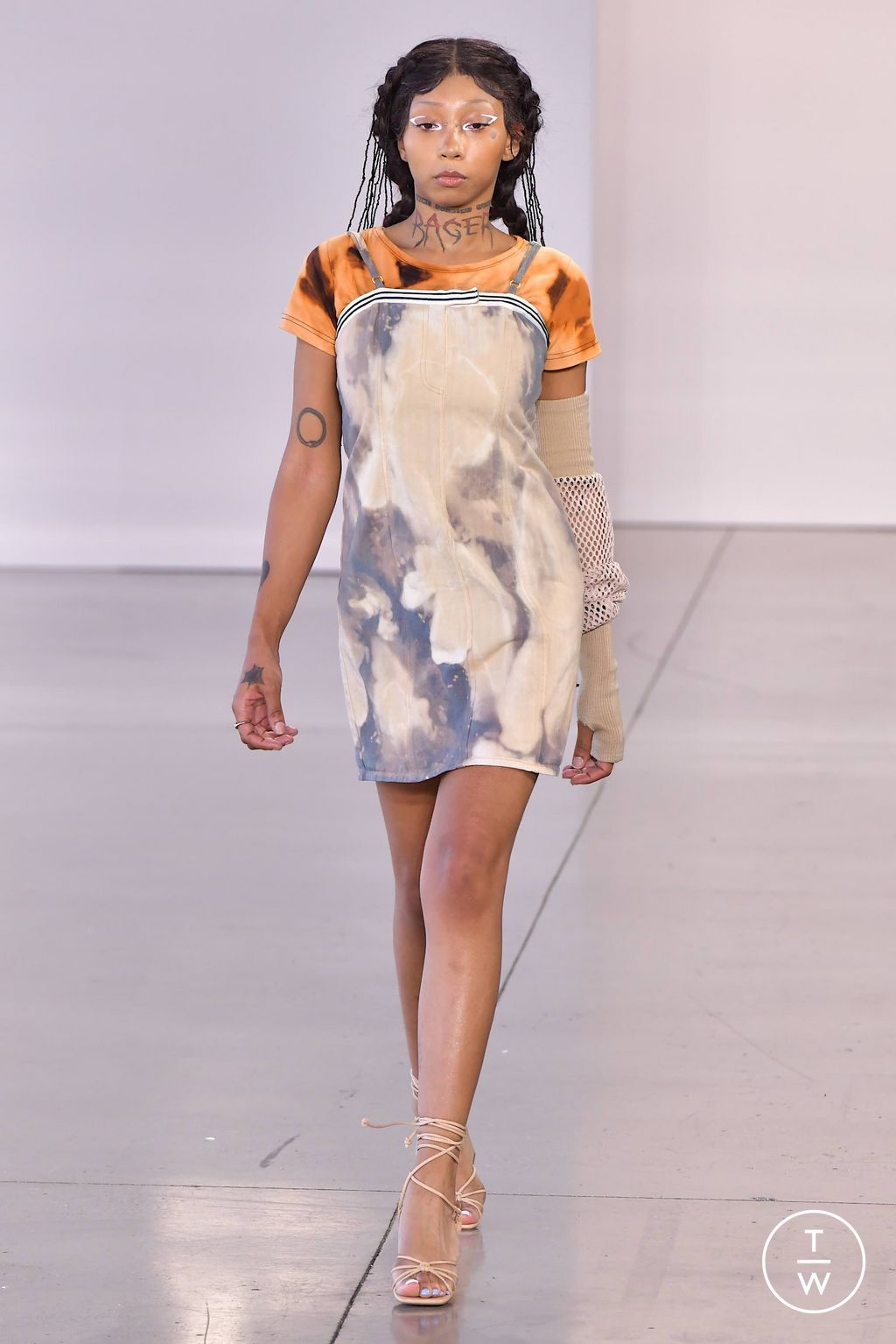Fashion Week New York Spring/Summer 2024 look 28 from the Concept Korea collection 女装