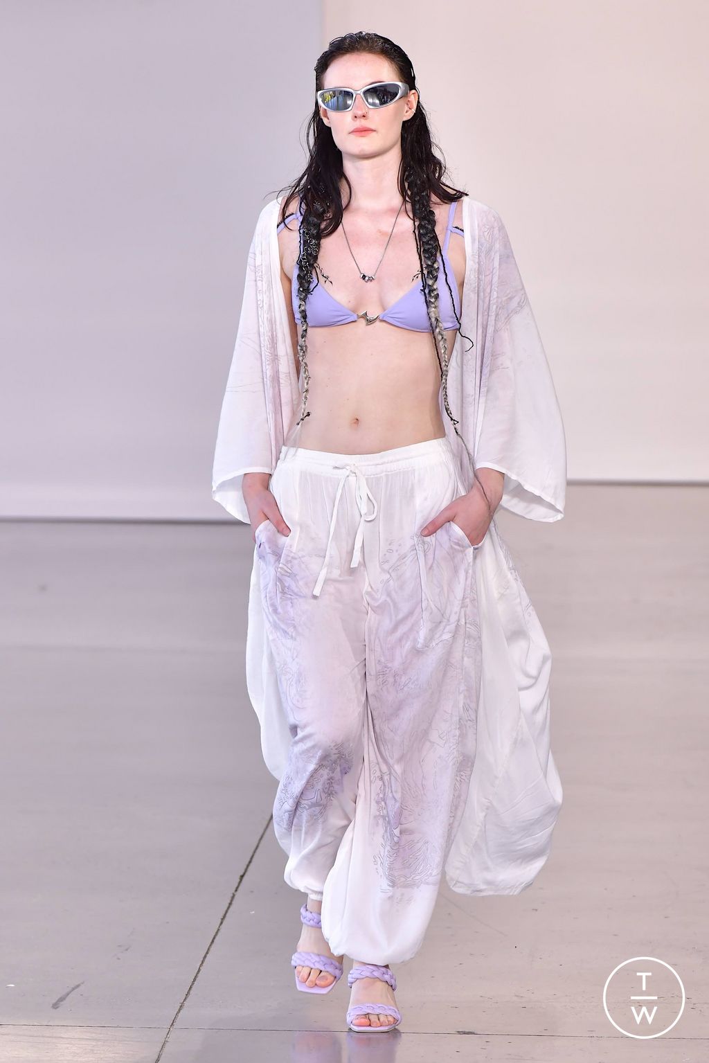Fashion Week New York Spring/Summer 2024 look 36 from the Concept Korea collection 女装