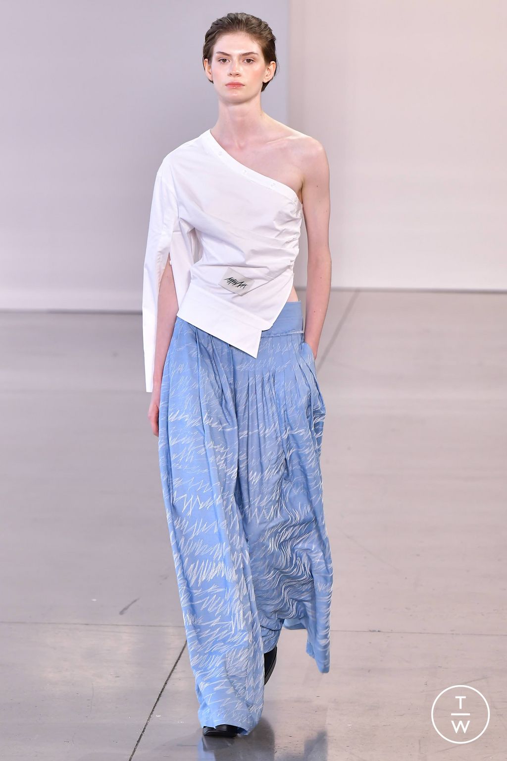 Fashion Week New York Spring/Summer 2024 look 48 from the Concept Korea collection 女装