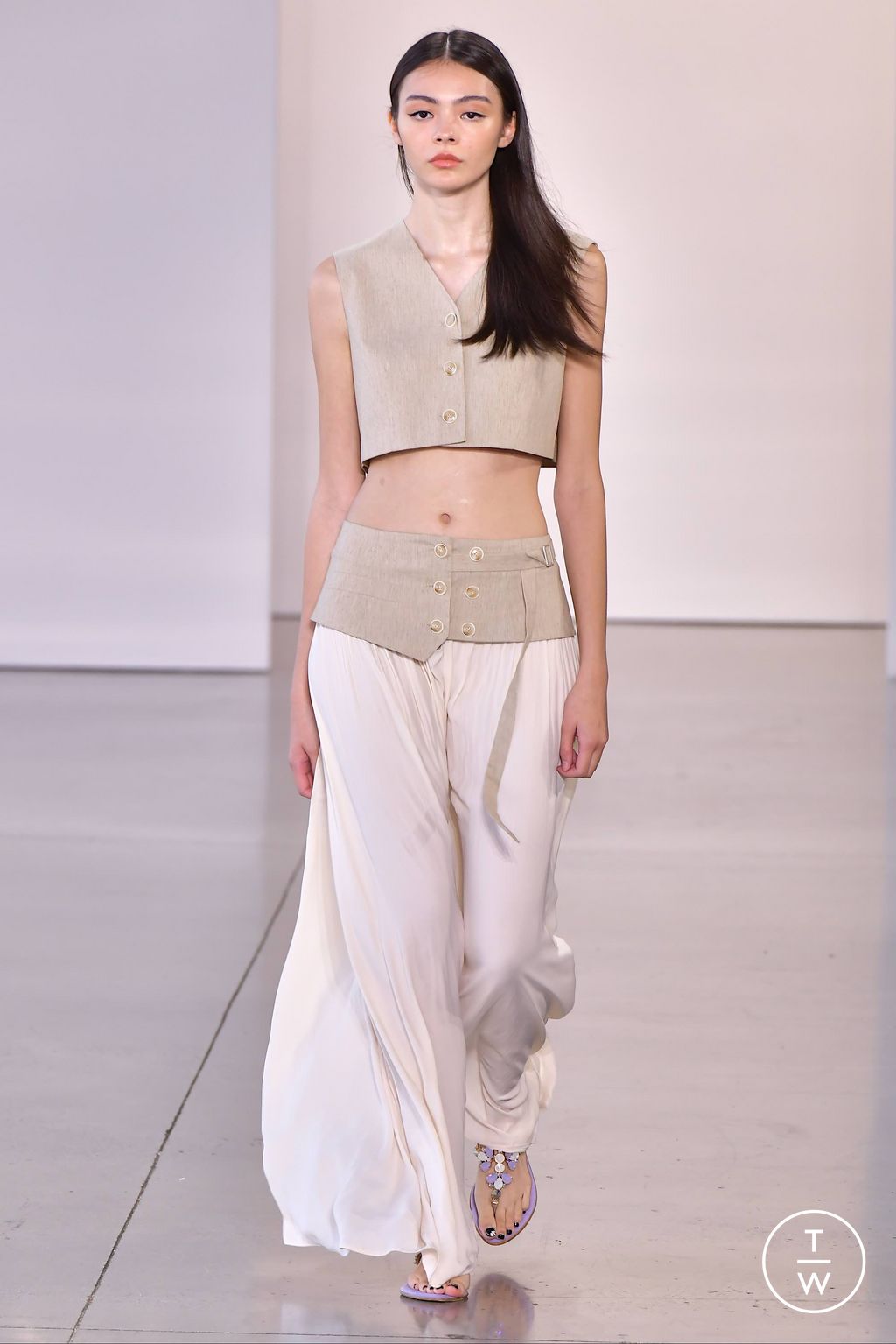 Fashion Week New York Spring/Summer 2024 look 57 from the Concept Korea collection womenswear