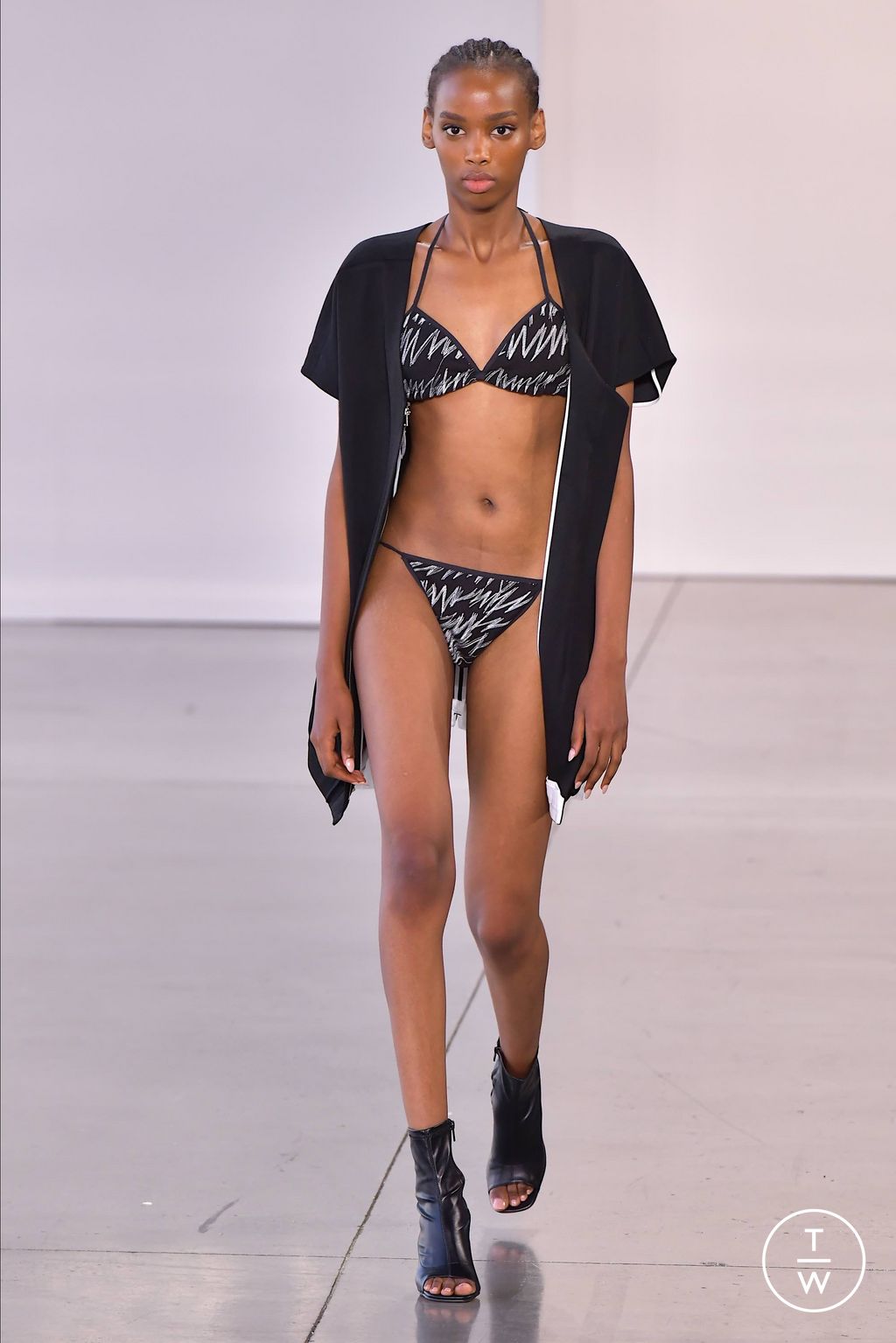 Fashion Week New York Spring/Summer 2024 look 64 from the Concept Korea collection womenswear