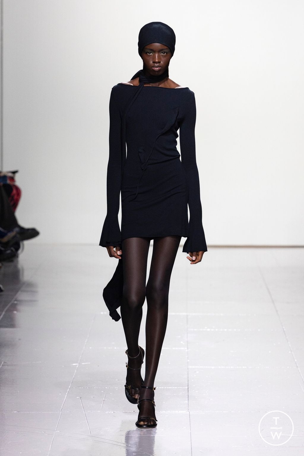 Fashion Week London Fall/Winter 2023 look 3 de la collection Conner Ives womenswear