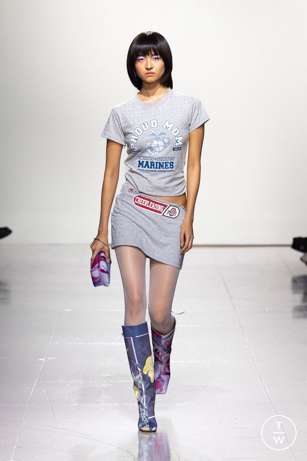 Fashion Week London Fall/Winter 2023 look 11 de la collection Conner Ives womenswear