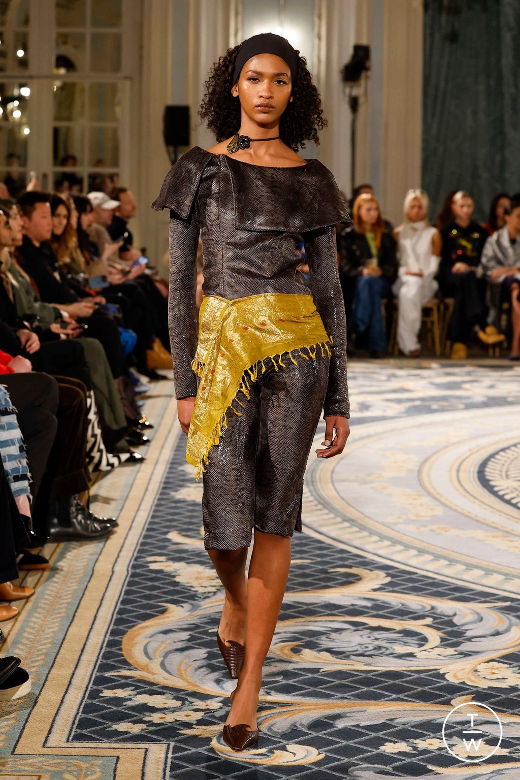 Fashion Week London Fall/Winter 2024 look 13 de la collection Conner Ives womenswear