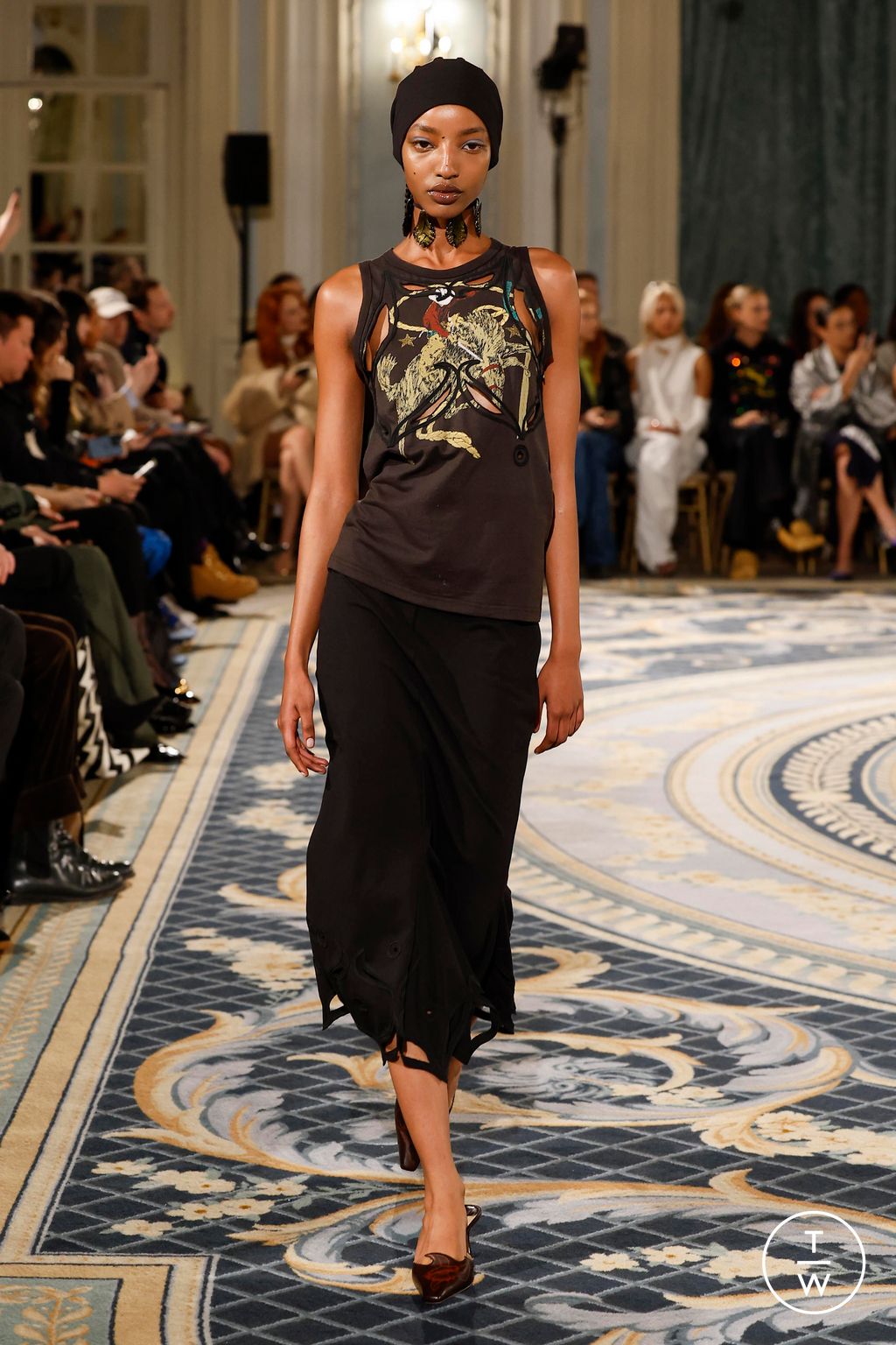 Fashion Week London Fall/Winter 2024 look 14 from the Conner Ives collection 女装
