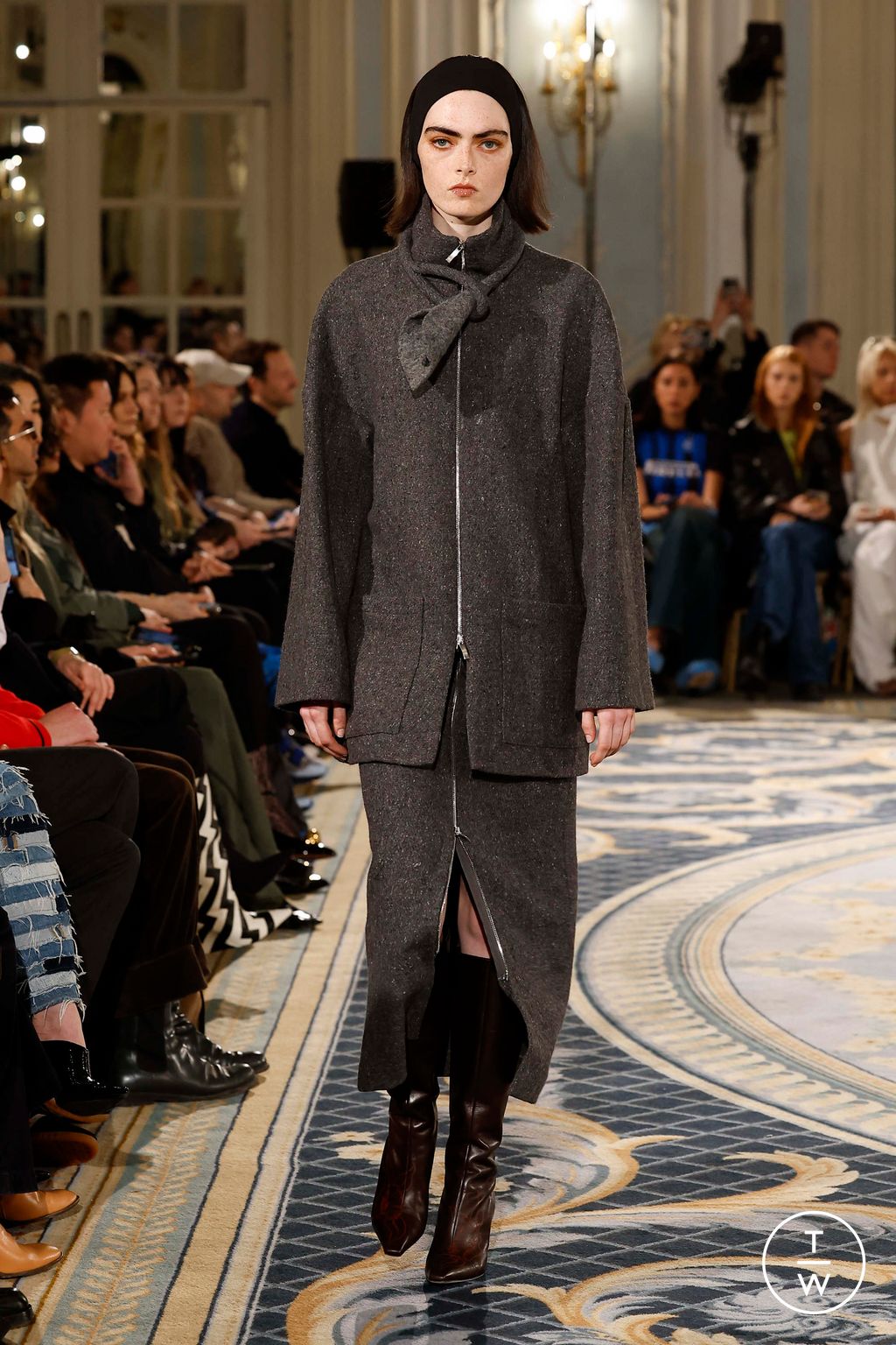 Fashion Week London Fall/Winter 2024 look 22 from the Conner Ives collection womenswear