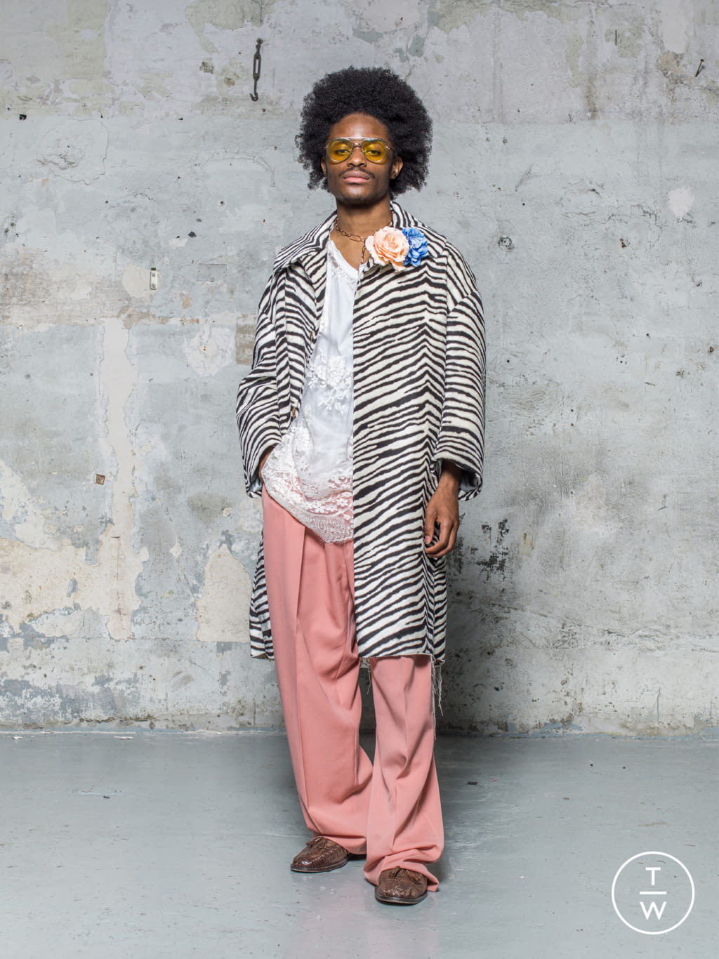 Fashion Week Paris Spring/Summer 2021 look 22 from the COOL TM* collection 男装