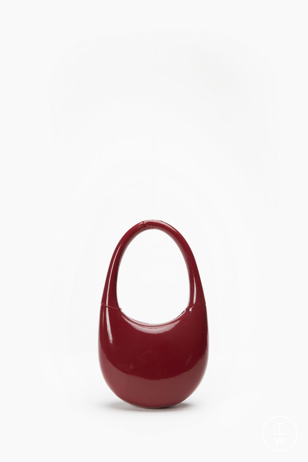 Fashion Week Paris Fall/Winter 2025 look 16 from the Coperni collection womenswear accessories