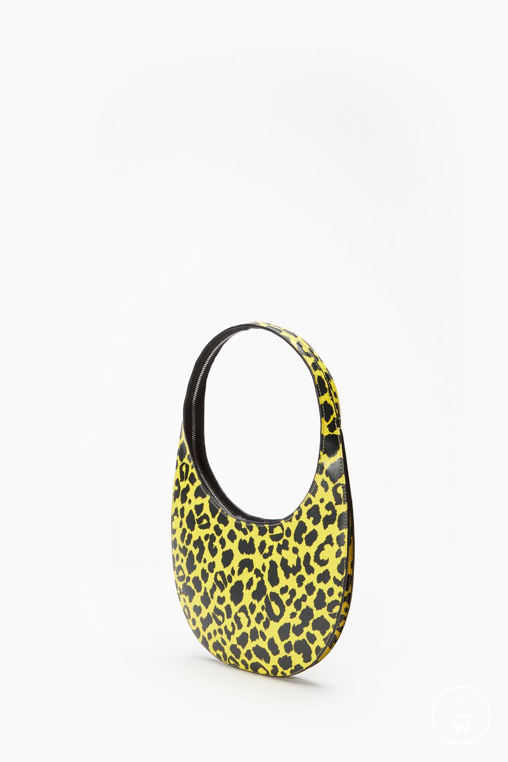 Fashion Week Paris Fall/Winter 2025 look 20 from the Coperni collection womenswear accessories