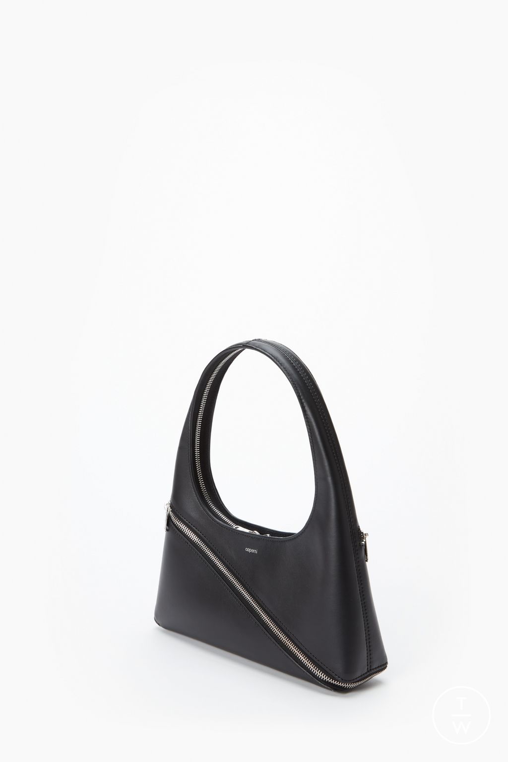 Fashion Week Paris Fall/Winter 2025 look 22 from the Coperni collection womenswear accessories