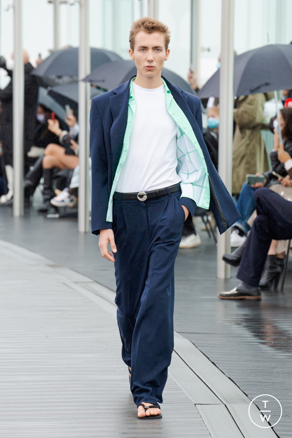 Fashion Week Paris Spring/Summer 2021 look 17 from the Coperni collection womenswear