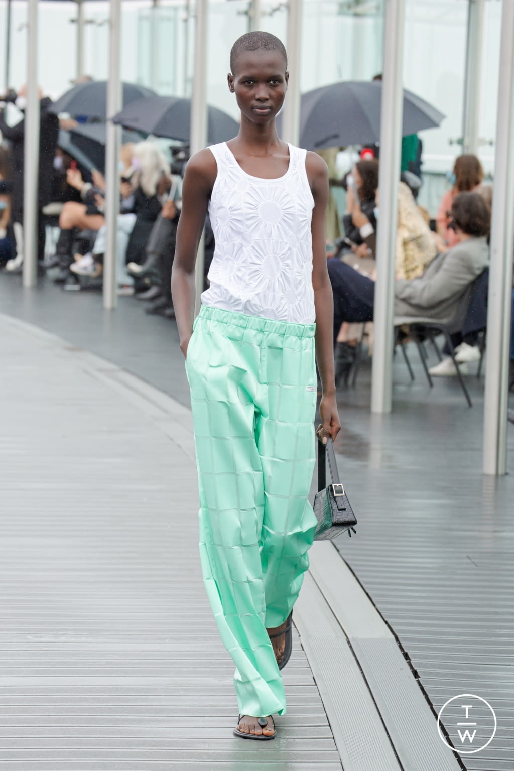 Fashion Week Paris Spring/Summer 2021 look 18 from the Coperni collection womenswear