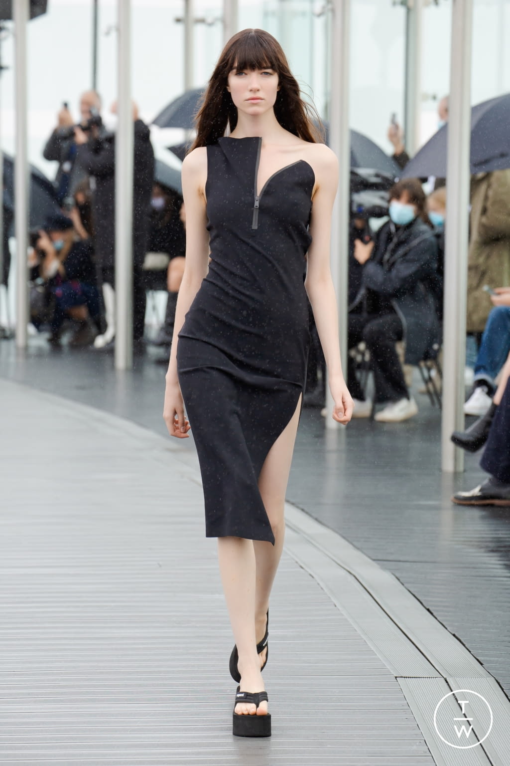 Fashion Week Paris Spring/Summer 2021 look 3 from the Coperni collection womenswear