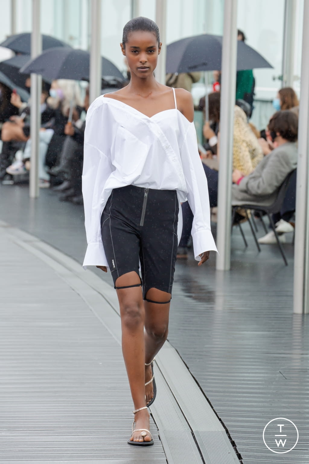 Fashion Week Paris Spring/Summer 2021 look 4 from the Coperni collection womenswear