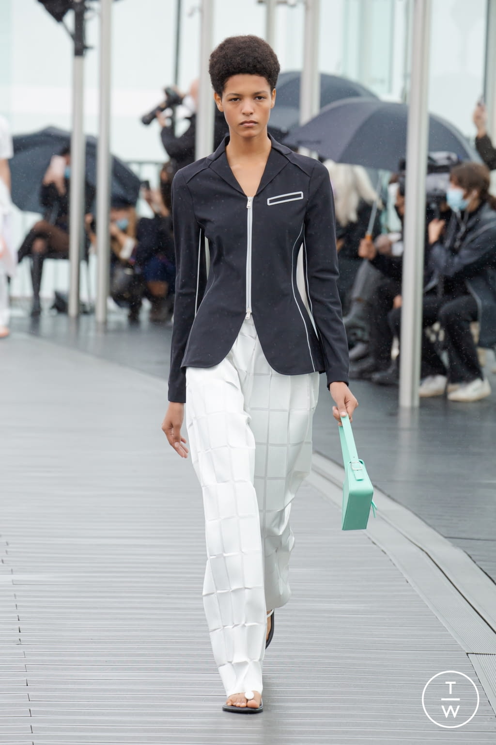 Fashion Week Paris Spring/Summer 2021 look 7 from the Coperni collection 女装