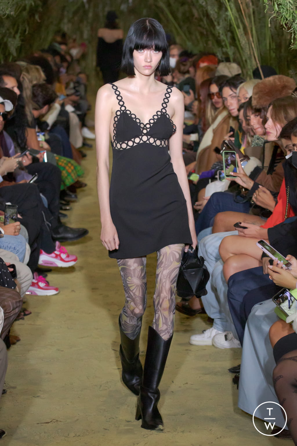 Fashion Week Paris Spring/Summer 2022 look 5 de la collection Coperni womenswear