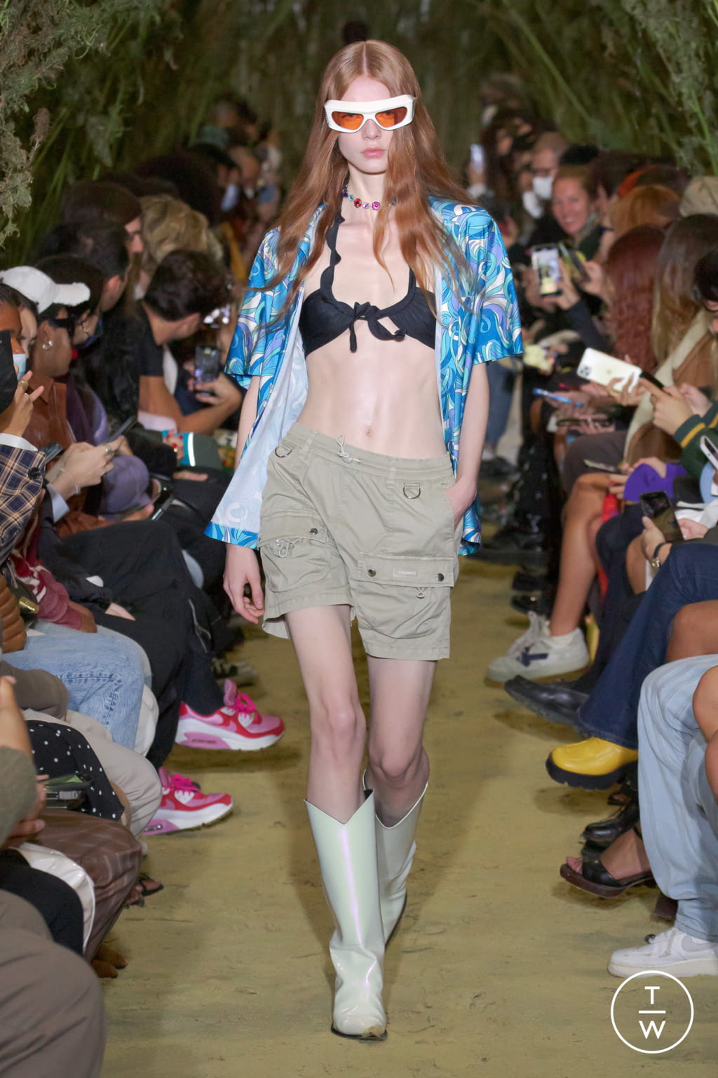 Fashion Week Paris Spring/Summer 2022 look 10 from the Coperni collection 女装