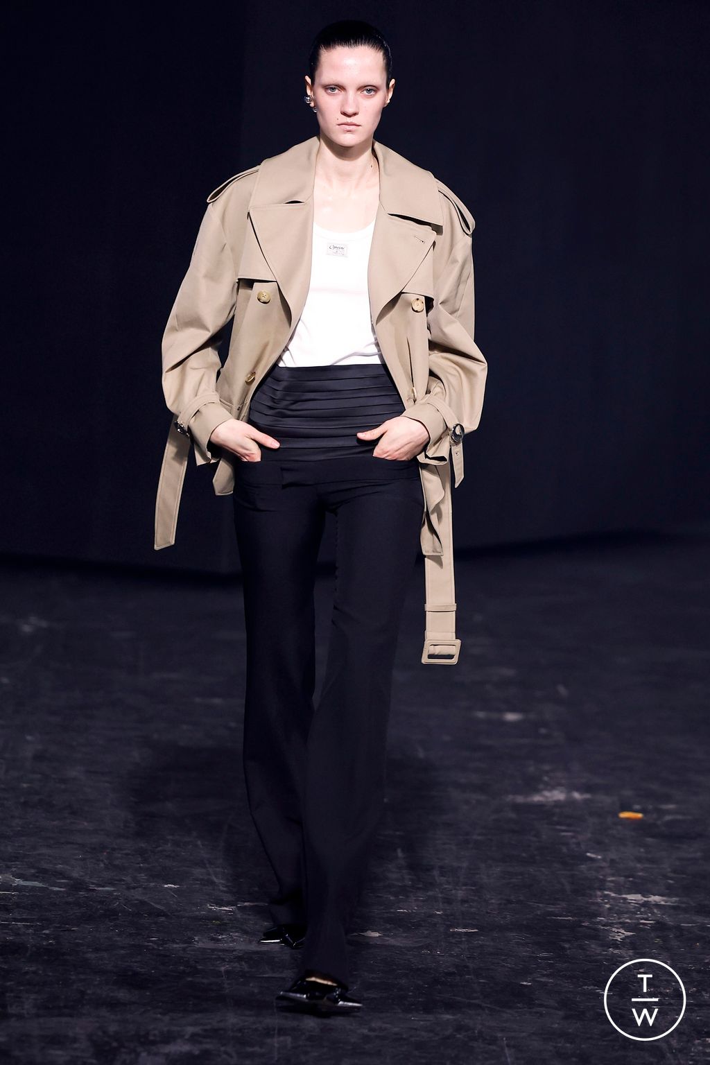 Fashion Week Paris Fall/Winter 2024 look 17 de la collection Coperni womenswear