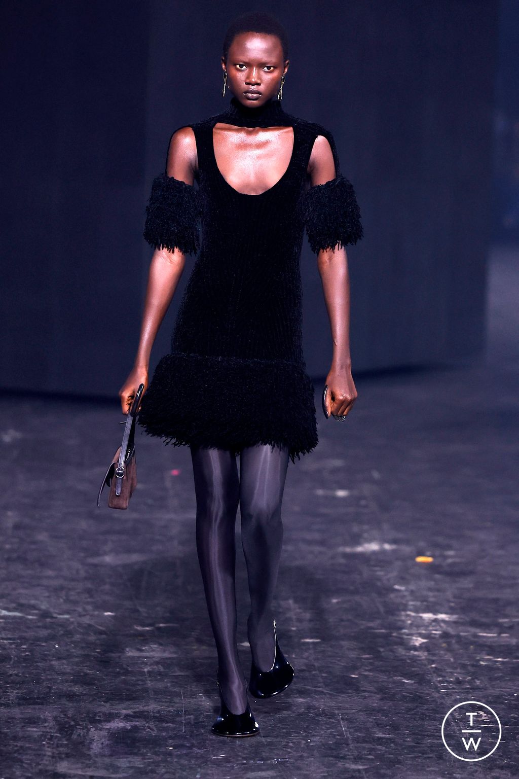 Fashion Week Paris Fall/Winter 2024 look 26 from the Coperni collection womenswear