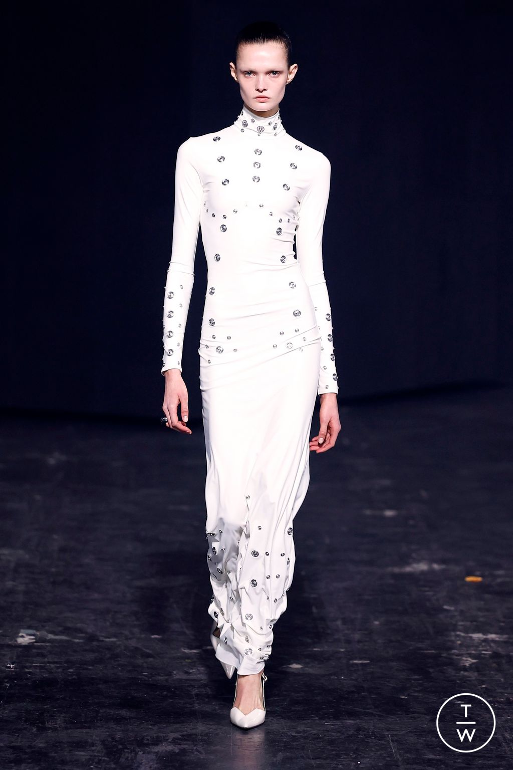 Fashion Week Paris Fall/Winter 2024 look 29 from the Coperni collection womenswear