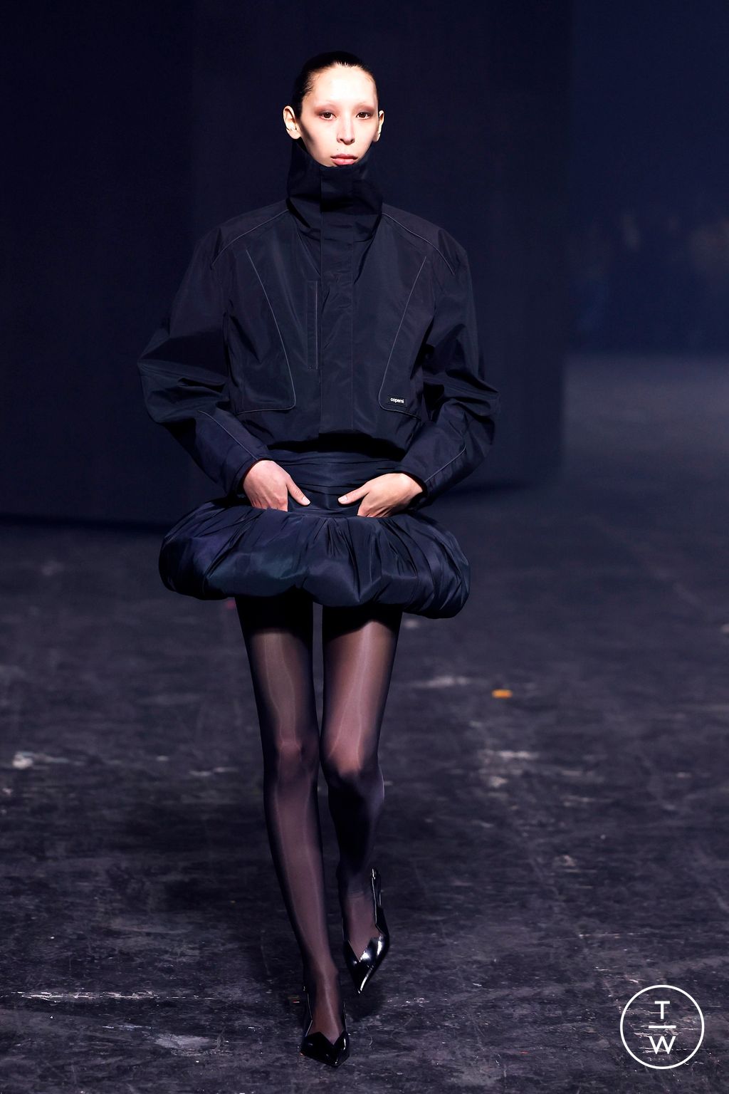 Fashion Week Paris Fall/Winter 2024 look 33 from the Coperni collection womenswear