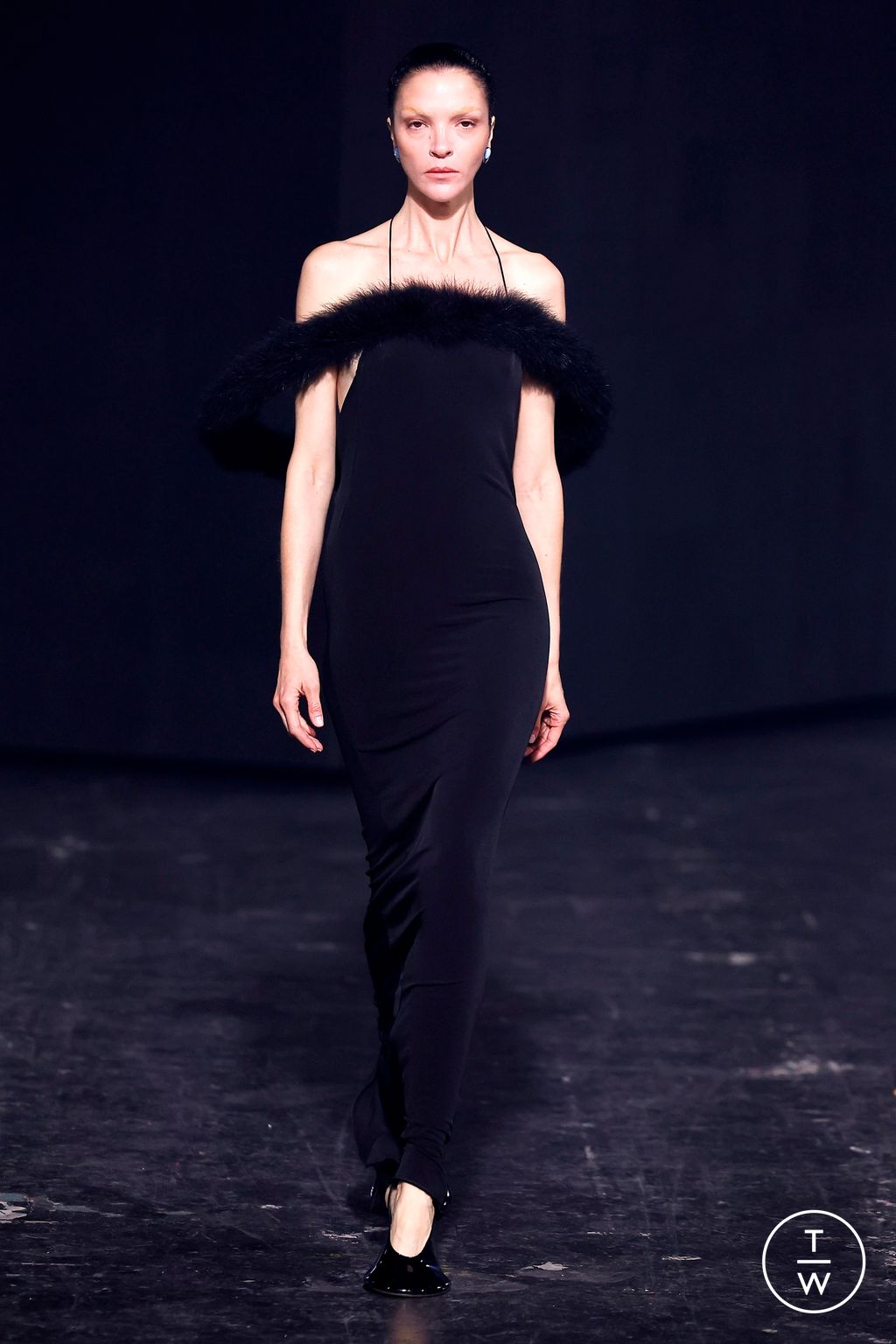 Fashion Week Paris Fall/Winter 2024 look 42 de la collection Coperni womenswear
