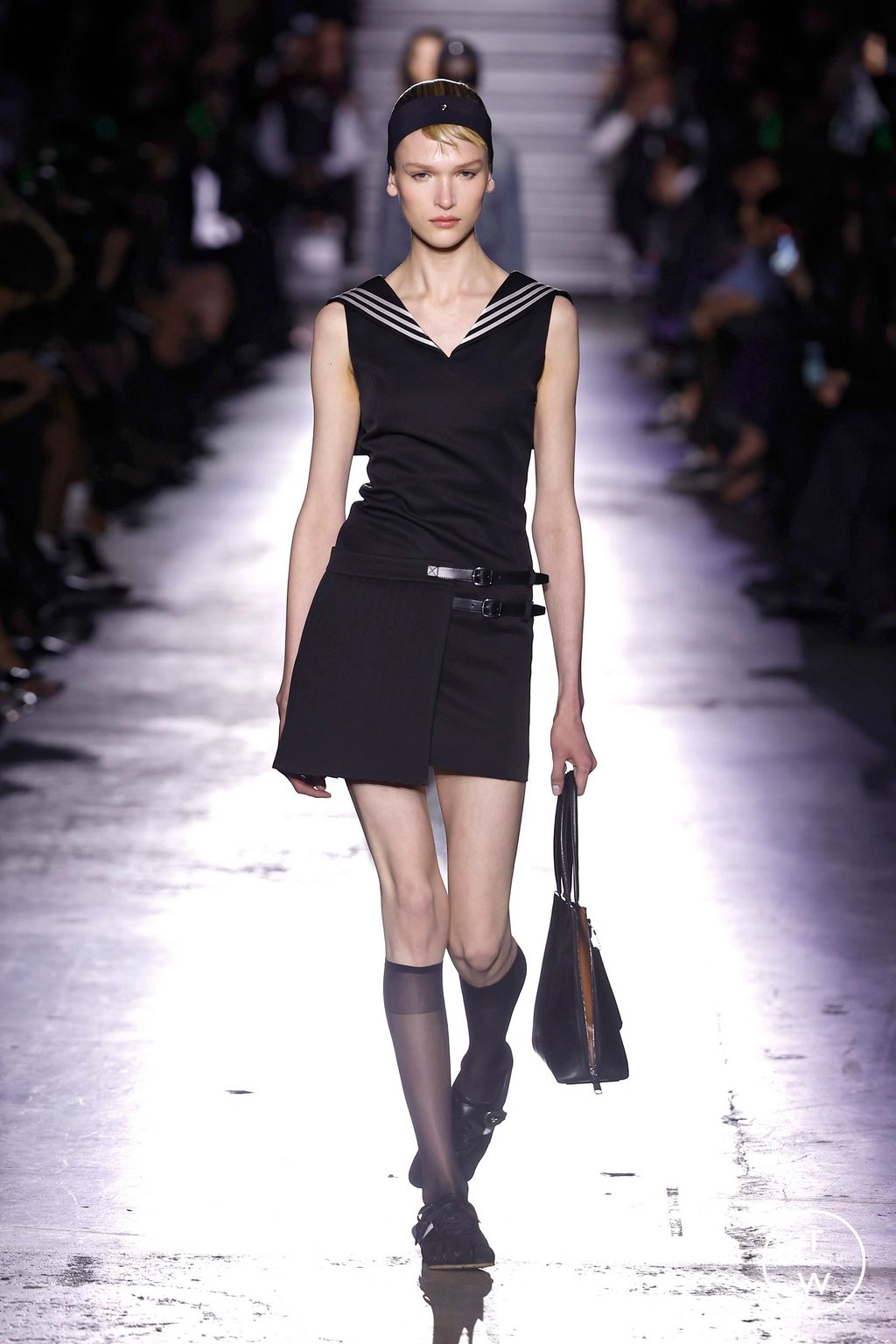 Fashion Week Paris Fall/Winter 2025 look 13 from the Coperni collection womenswear