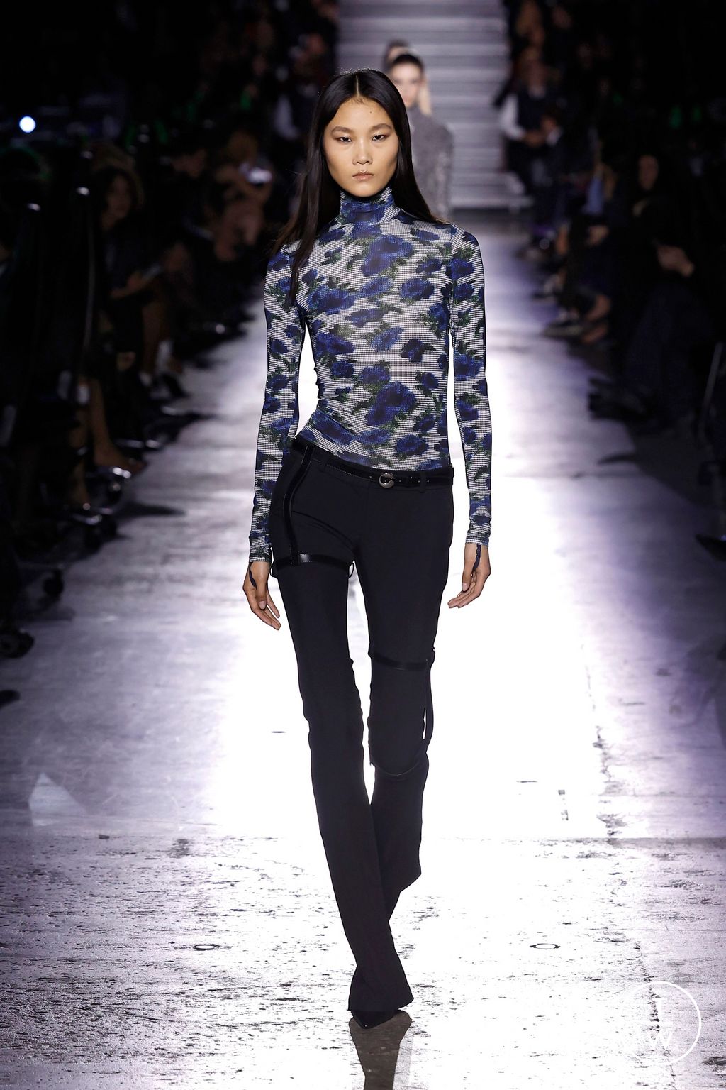 Fashion Week Paris Fall/Winter 2025 look 22 from the Coperni collection womenswear