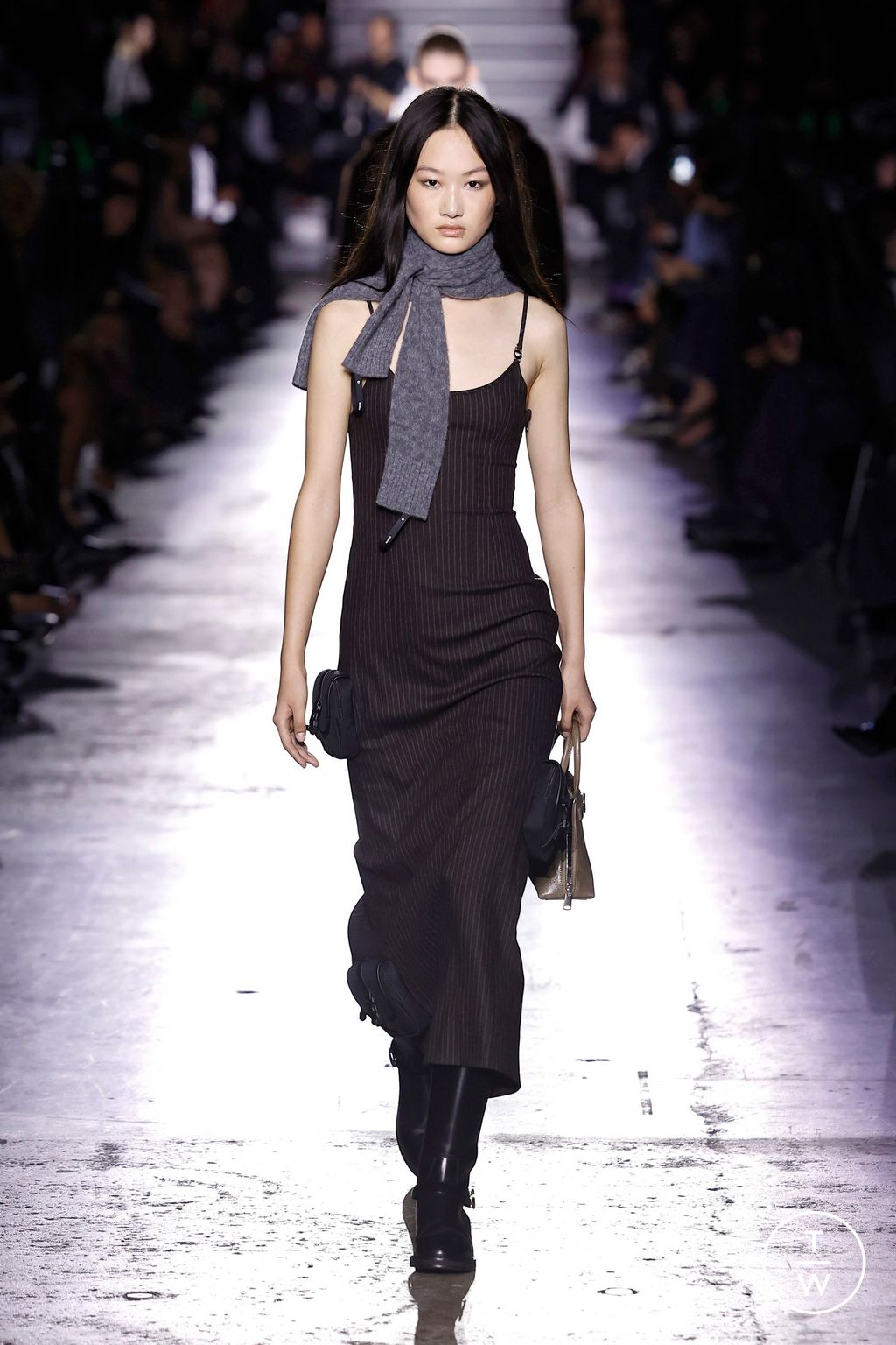Fashion Week Paris Fall/Winter 2025 look 25 from the Coperni collection 女装