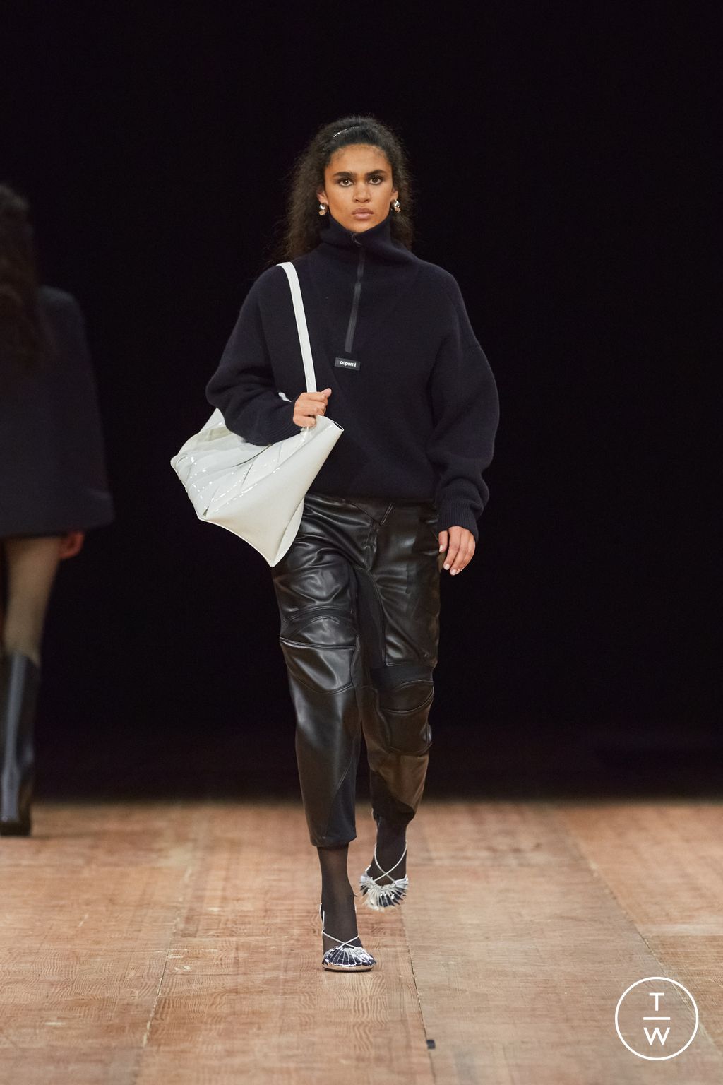 Fashion Week Paris Fall/Winter 2023 look 23 from the Coperni collection womenswear