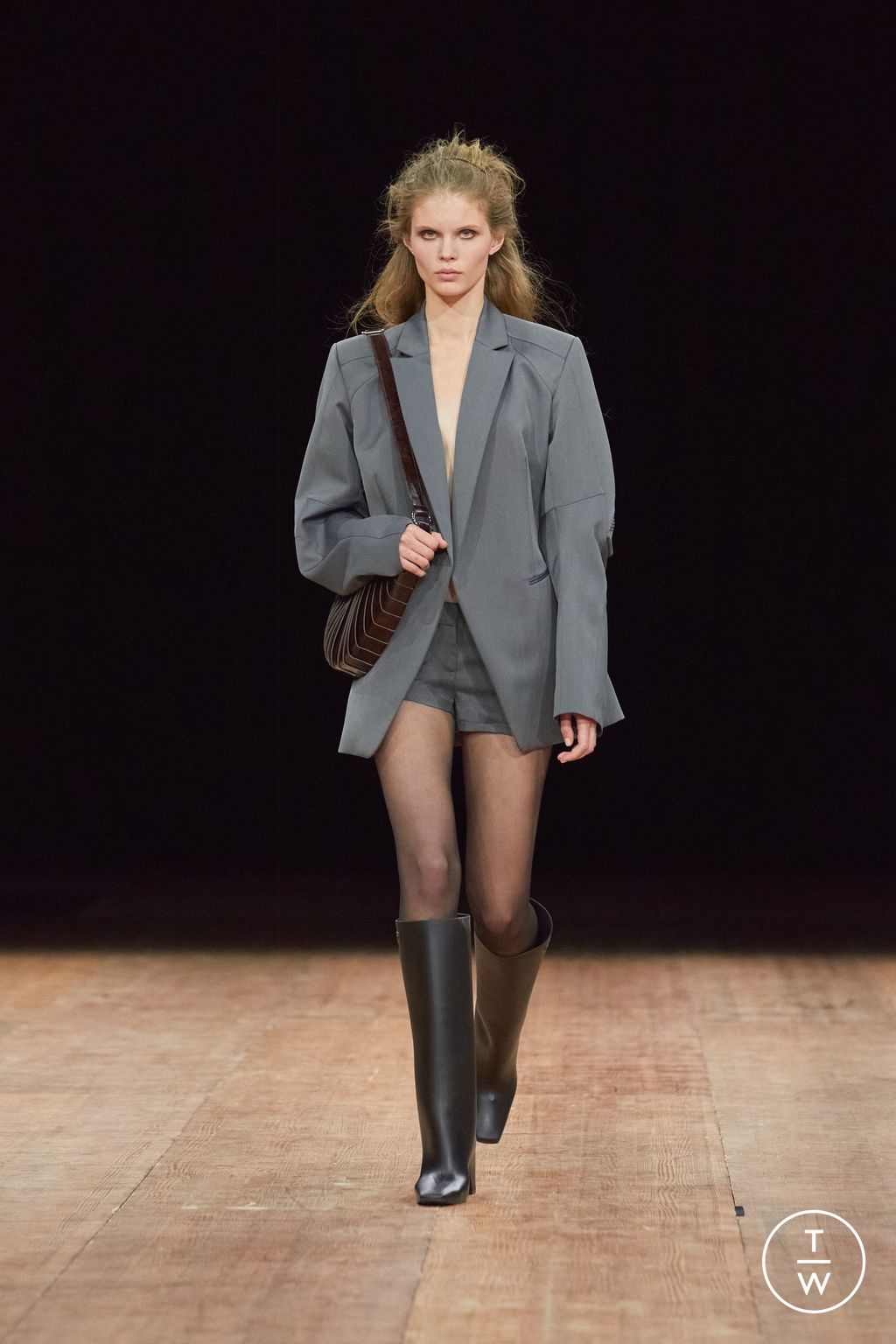 Fashion Week Paris Fall/Winter 2023 look 27 from the Coperni collection womenswear